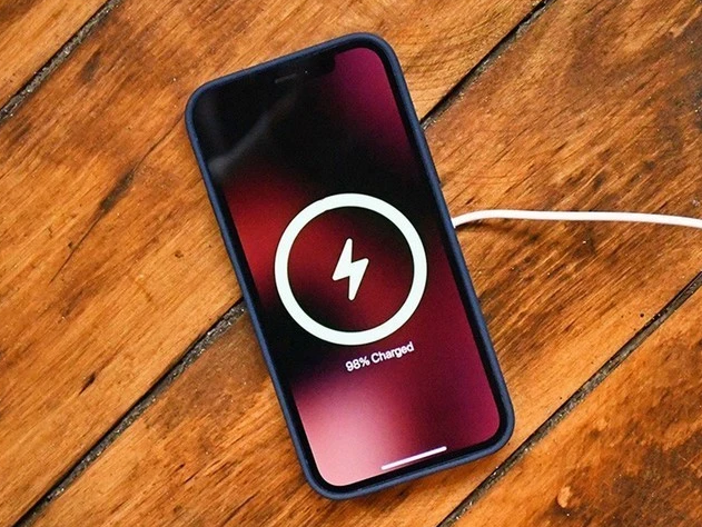 安丘苹果手机维修分享iPhone 12可以随便充电吗 